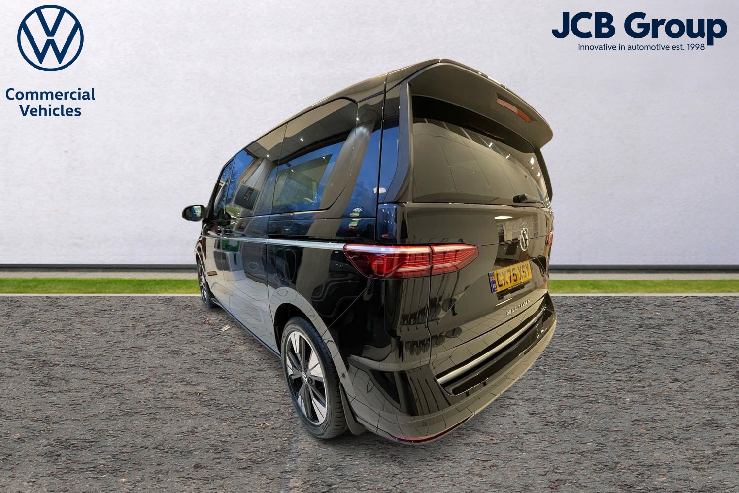 Used Volkswagen Multivan 2025 for sale - 77372747: Photo 3