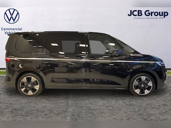 Used Volkswagen Multivan 2025 for sale - 77372747: Photo