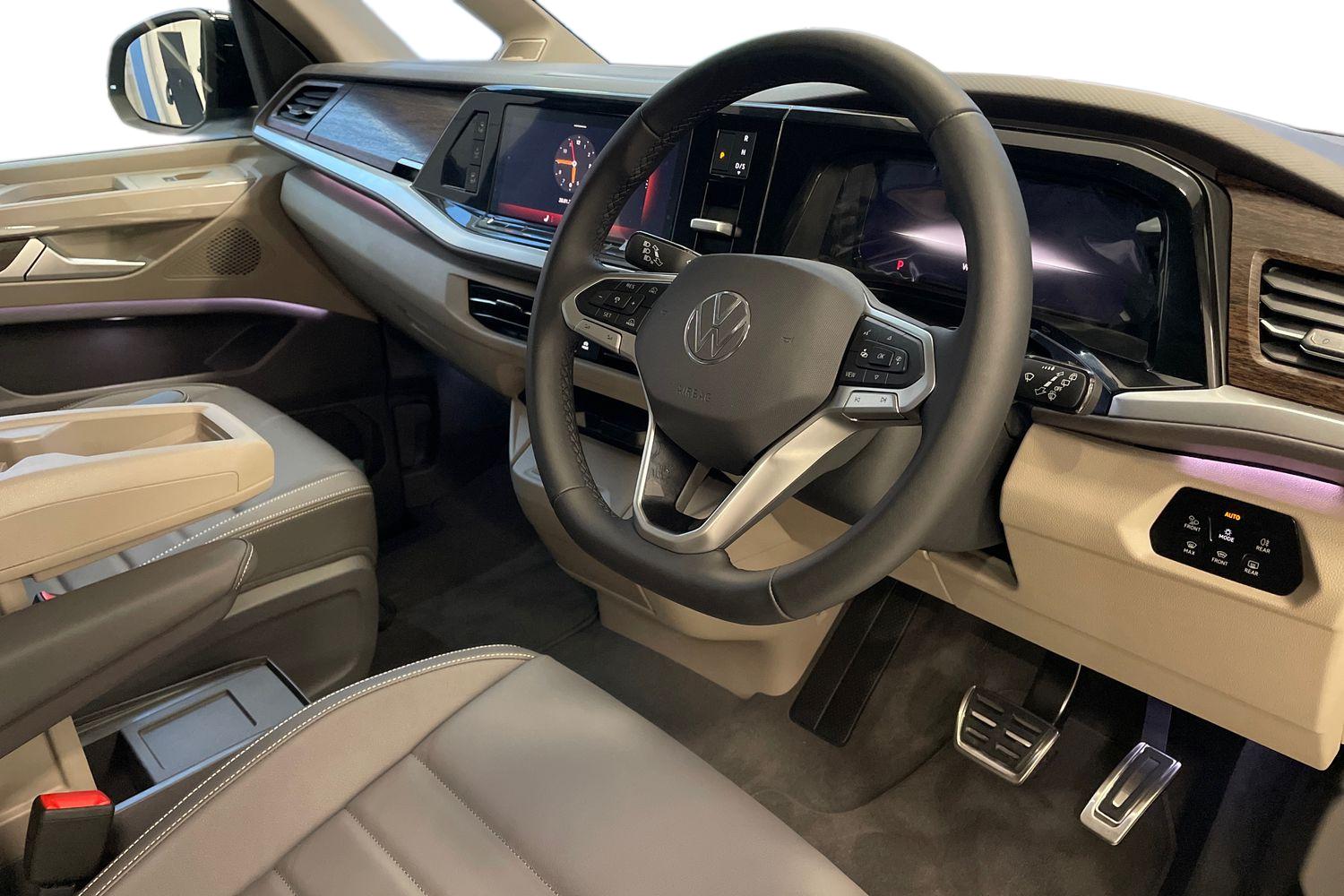 Used Volkswagen Multivan 2025 for sale - 77372747: Photo 6