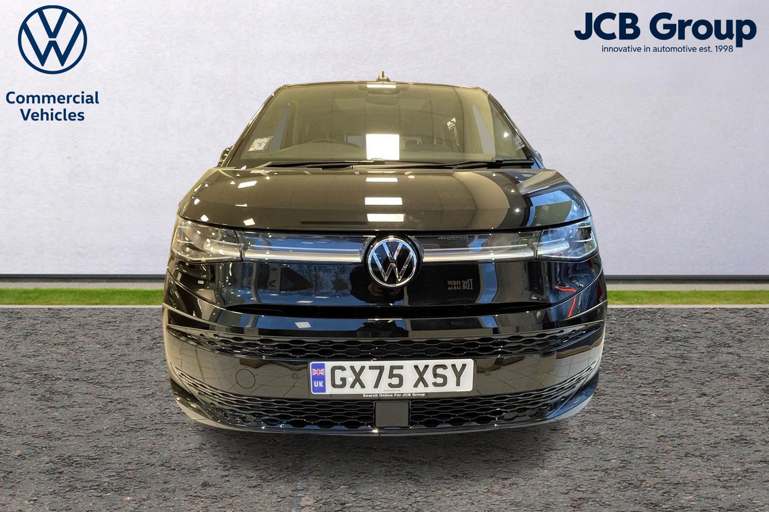 Used Volkswagen Multivan 2025 for sale - 77372747: Photo 8