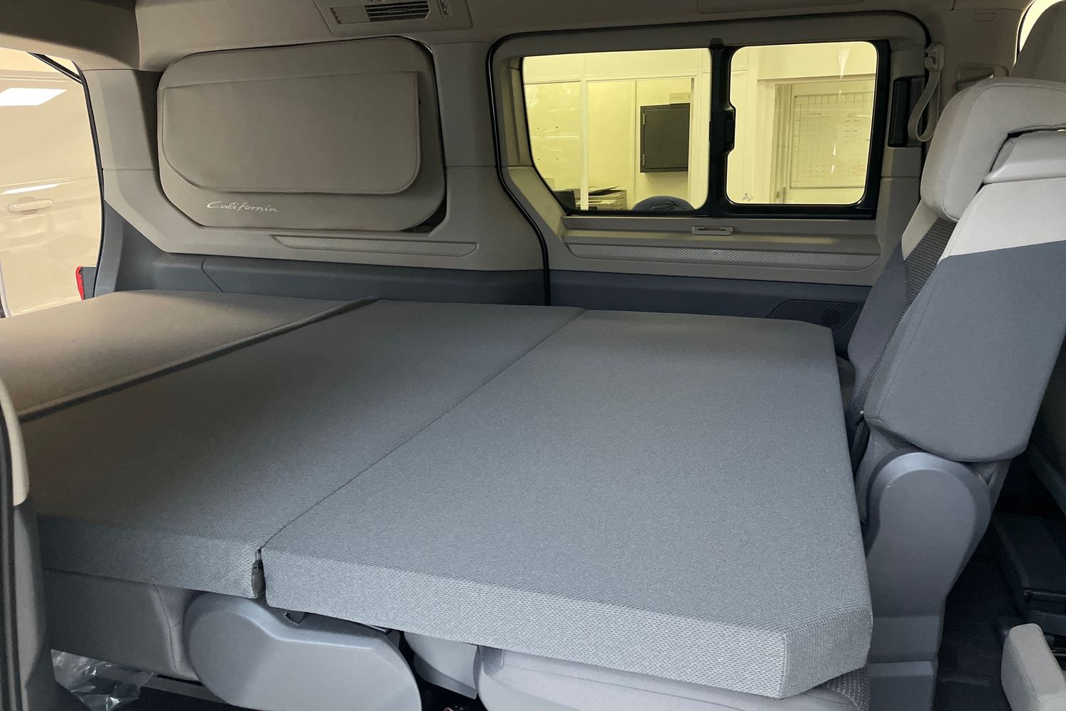 Used Volkswagen California 2025 for sale - 77032519: Photo 9