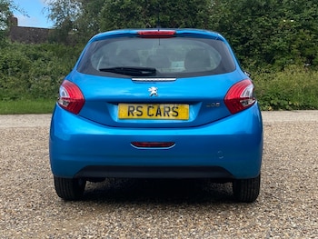 Used Peugeot 208 2013 for sale - 79025135: Photo