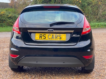 Used Ford Fiesta 2011 for sale - 76461307: Photo