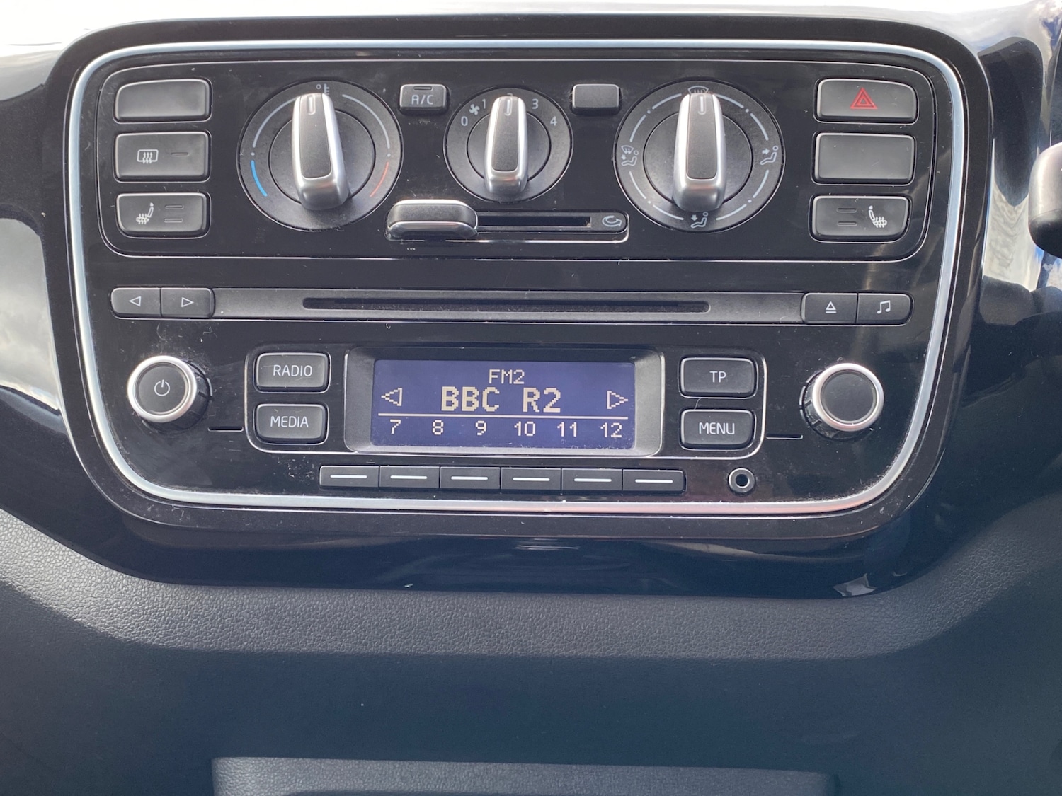 Used Volkswagen up! 2013 for sale - 77798711: Photo 13