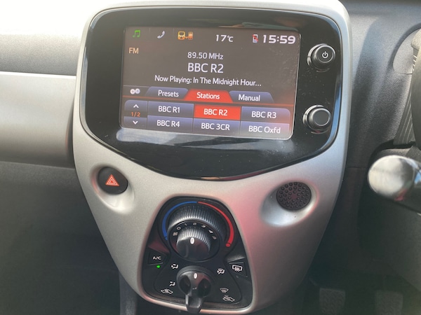Used Peugeot 108 2016 for sale - 76184117: Photo 11