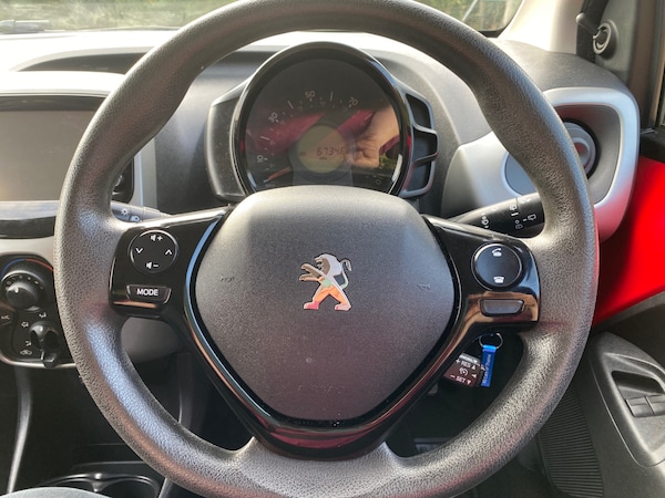 Used Peugeot 108 2016 for sale - 76184117: Photo 12