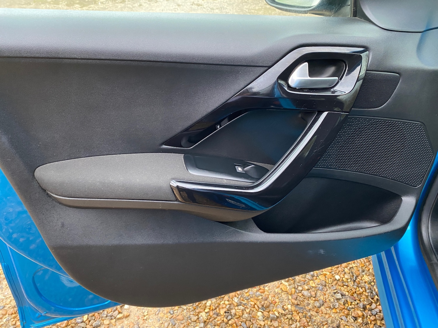 Used Peugeot 208 2012 for sale - 77410772: Photo 18