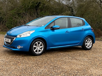 Used Peugeot 208 2012 for sale - 77410772: Photo