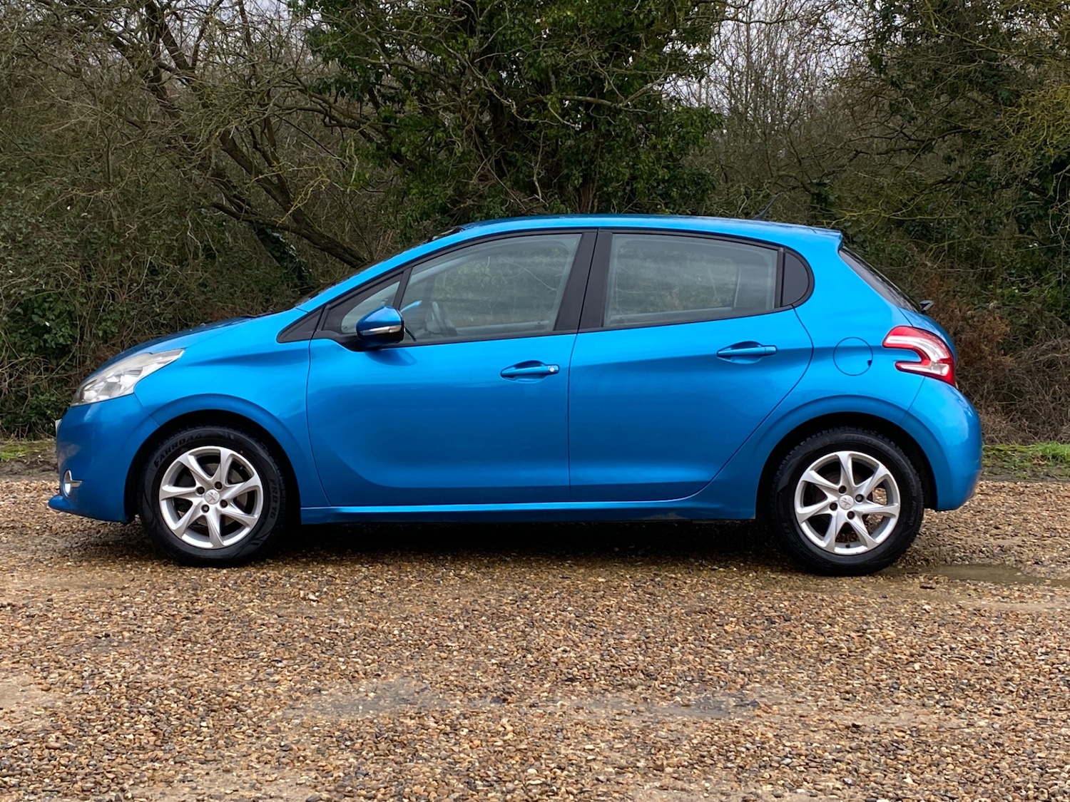 Used Peugeot 208 2012 for sale - 77410772: Photo 7