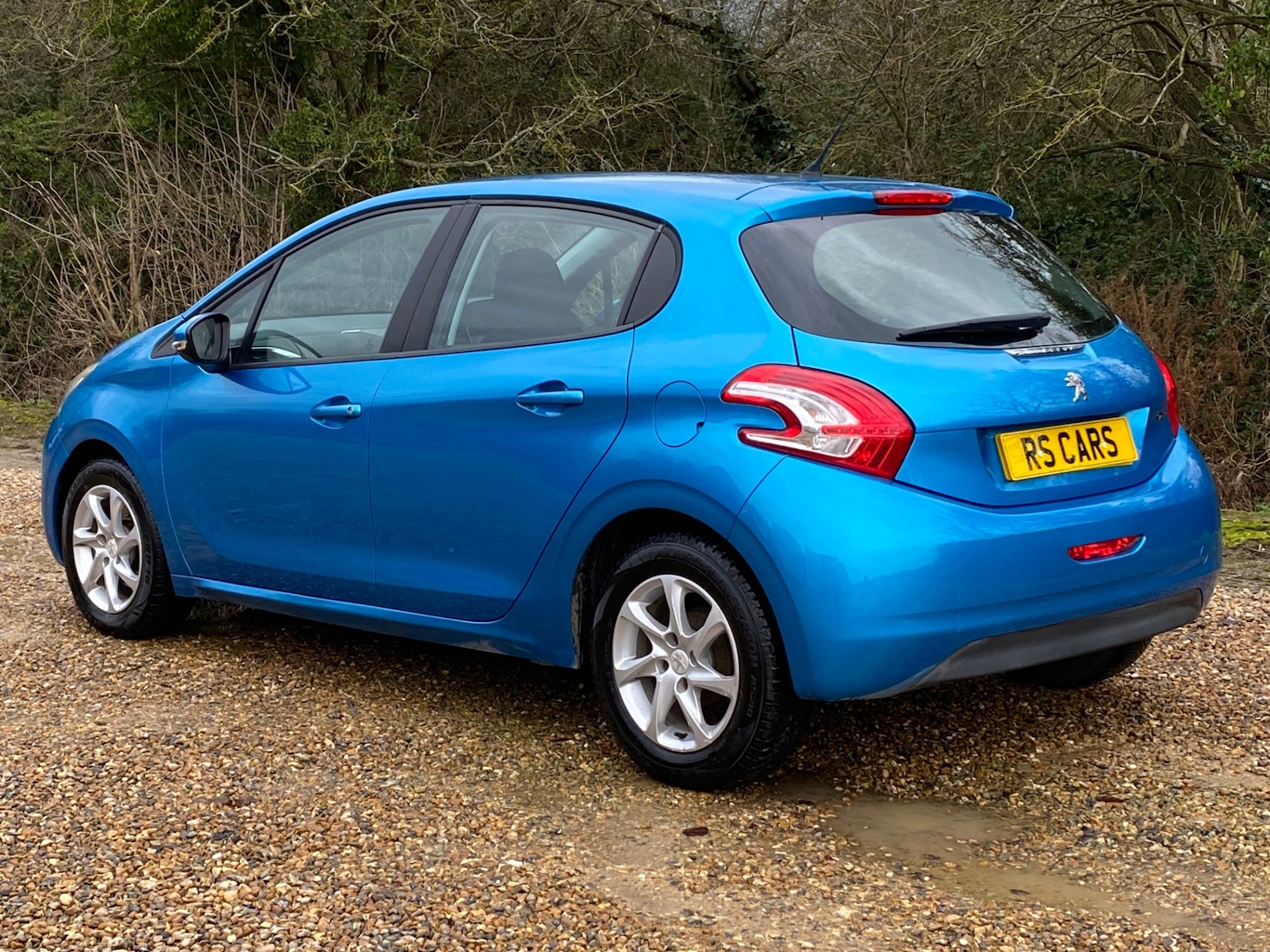 Used Peugeot 208 2012 for sale - 77410772: Photo 8