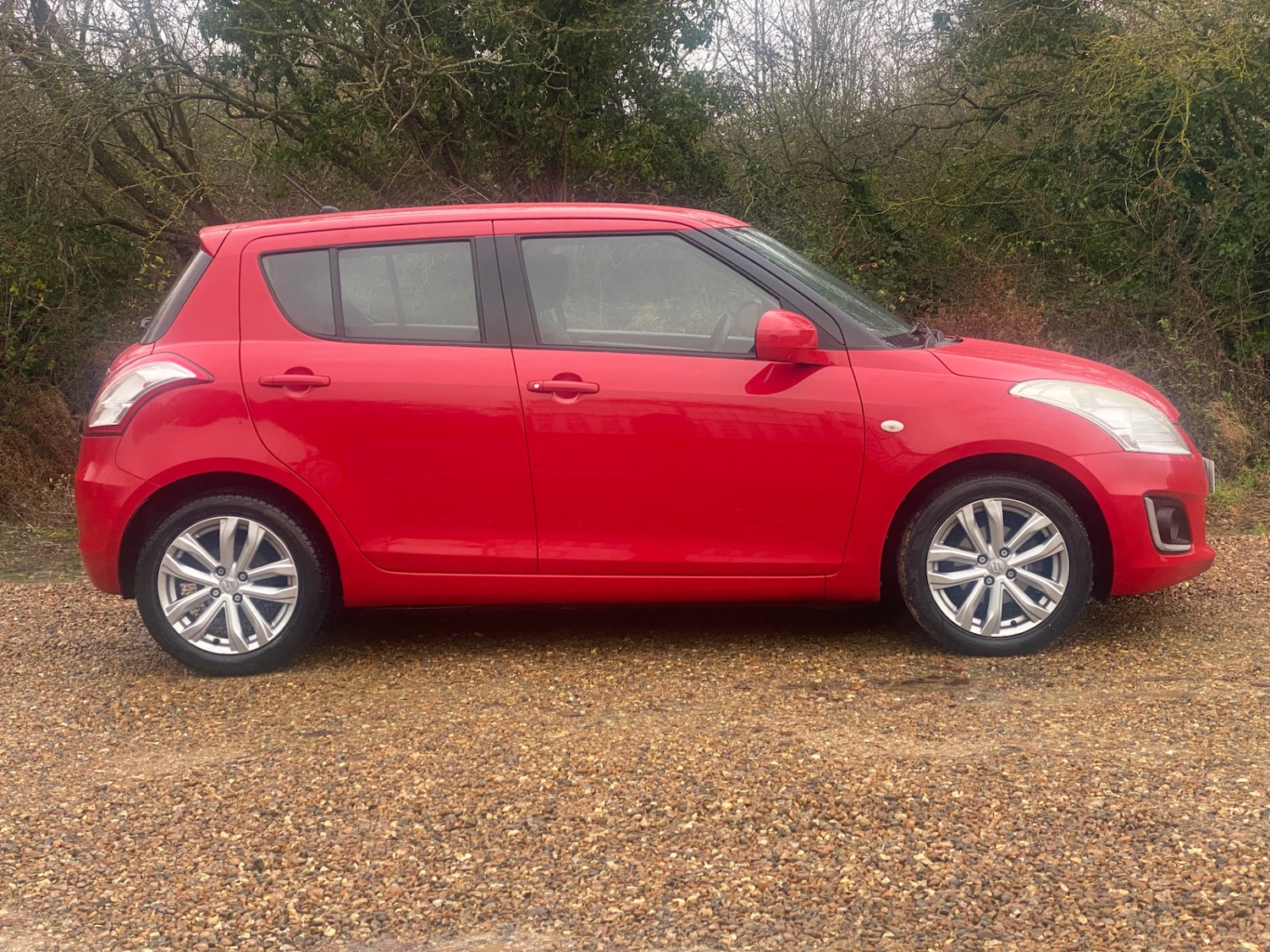 Used Suzuki Swift 2013 for sale - 76935509: Photo 6