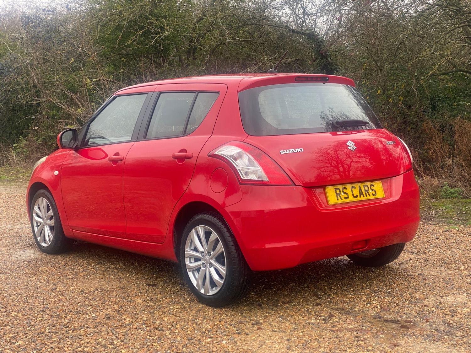 Used Suzuki Swift 2013 for sale - 76935509: Photo 8