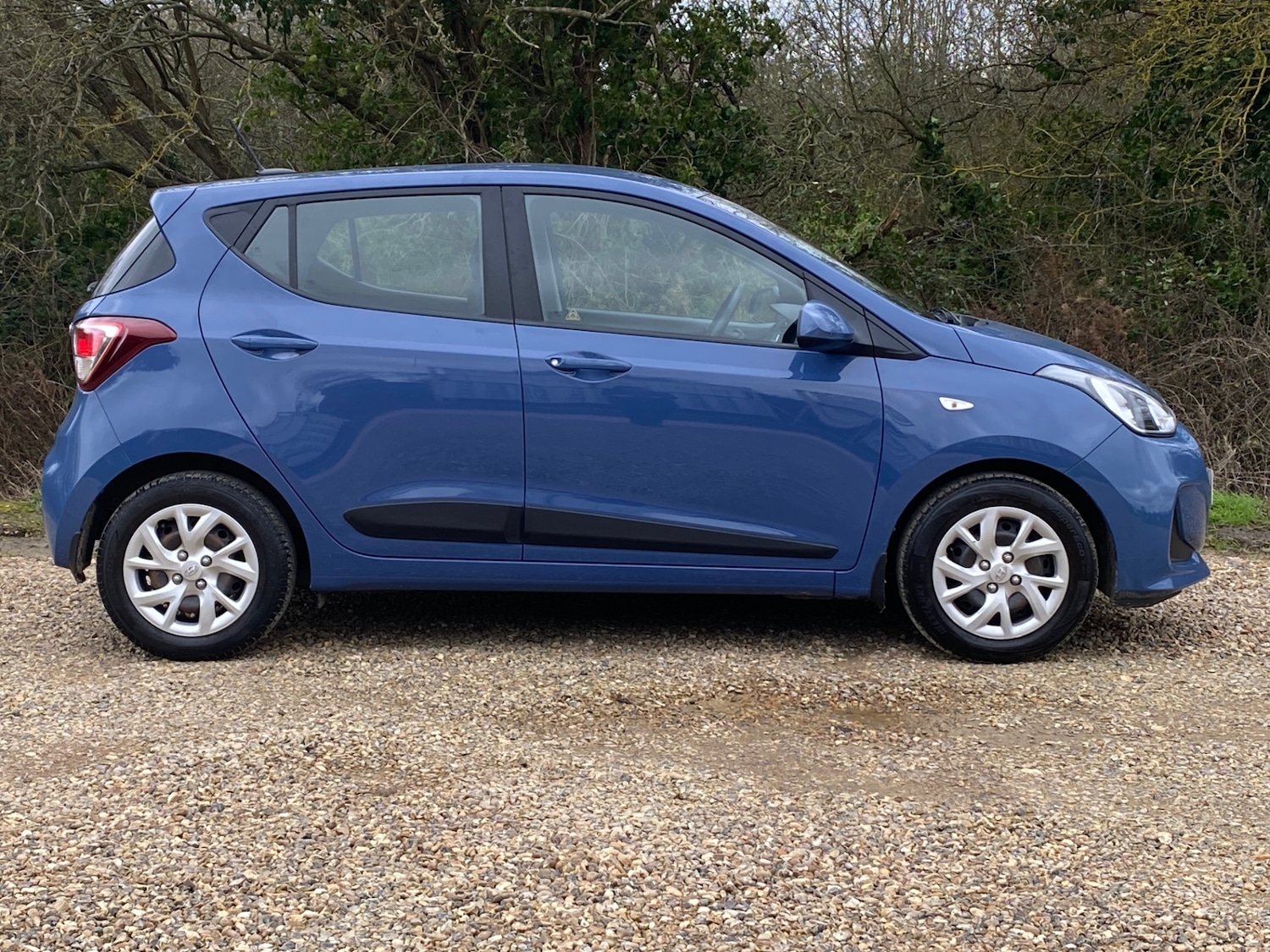 Used Hyundai i10 2017 for sale - 77798551: Photo 6