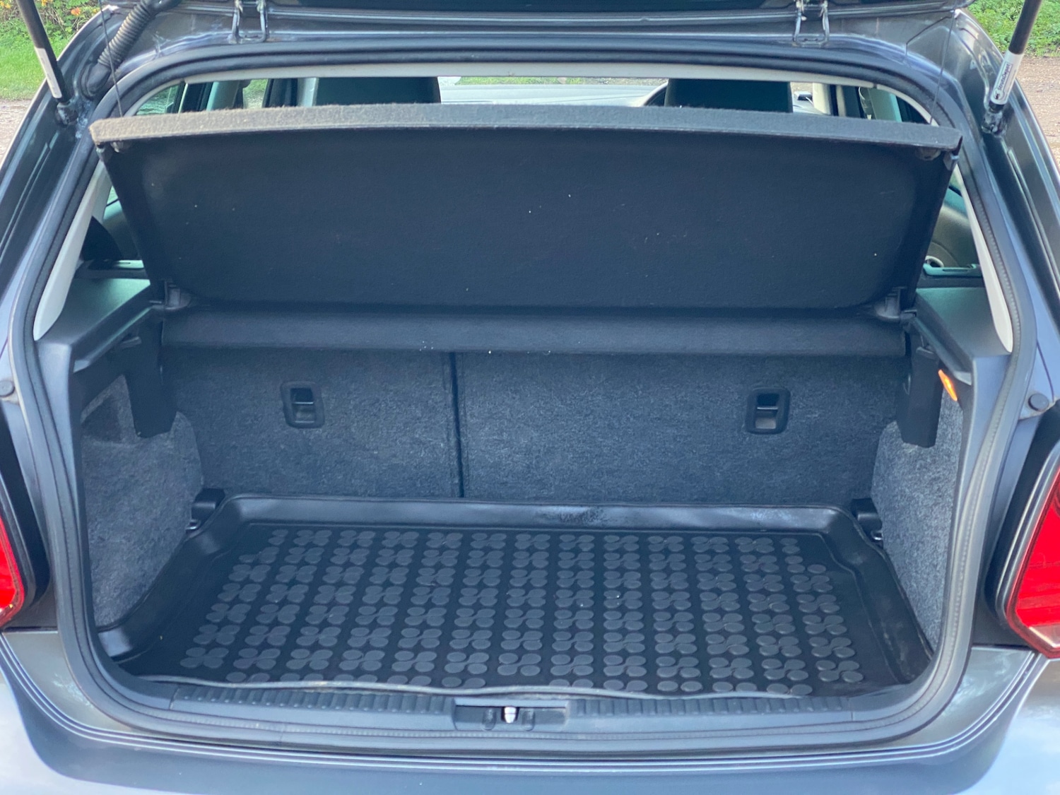 Used Volkswagen Polo 2012 for sale - 76975162: Photo 19