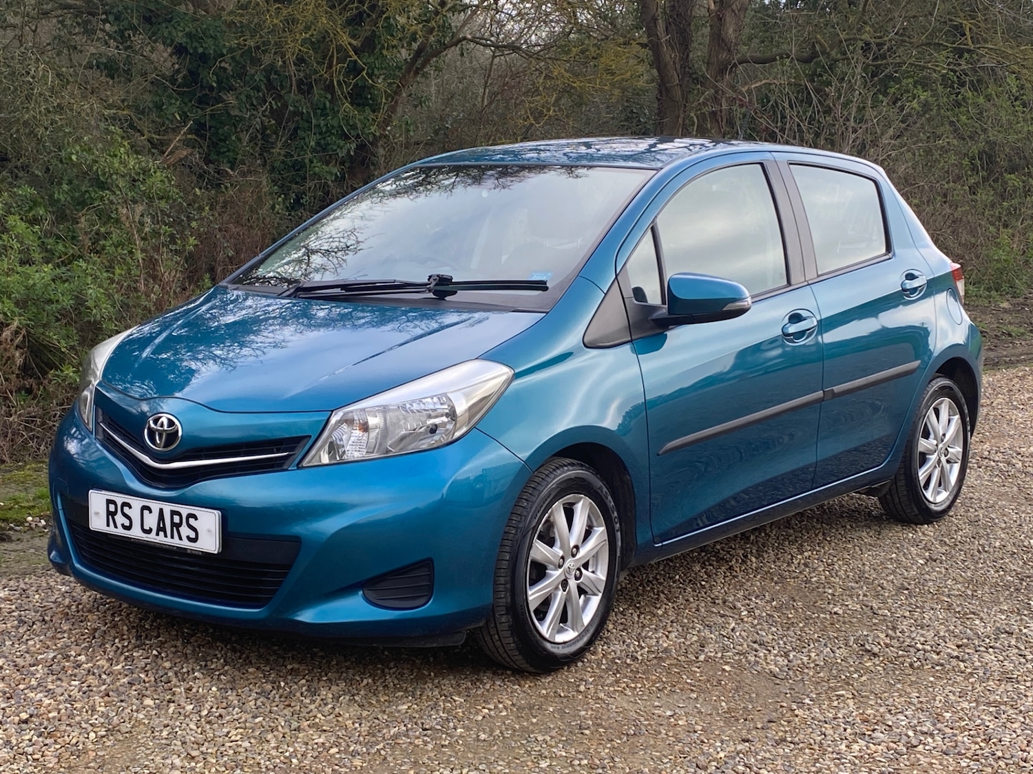 Used Toyota Yaris 2013 for sale - 77822715: Photo 21