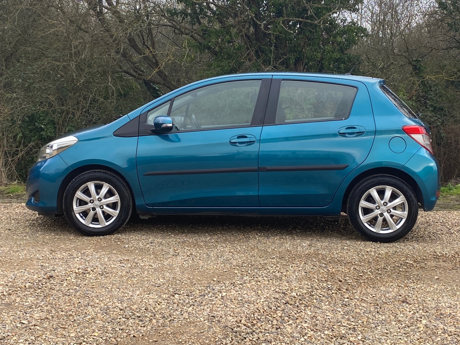 Used Toyota Yaris 2013 for sale - 77822715: Photo 7