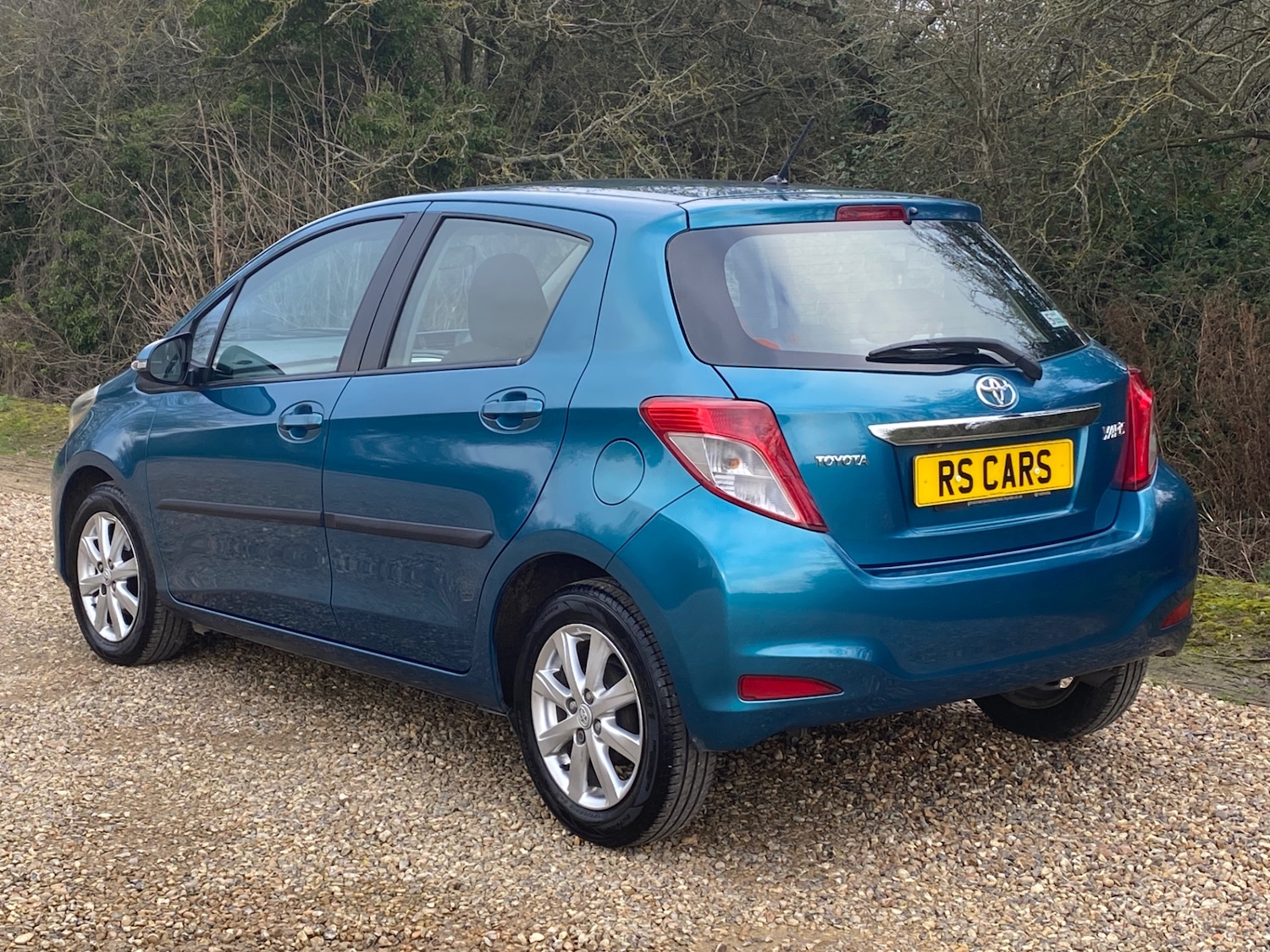 Used Toyota Yaris 2013 for sale - 77822715: Photo 8