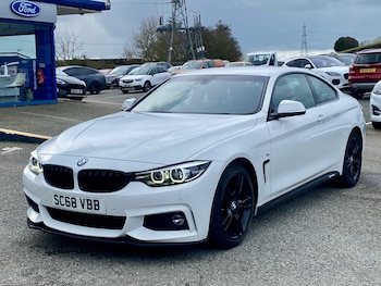 Used BMW 4 Series 2018 for sale - 77152710: Photo