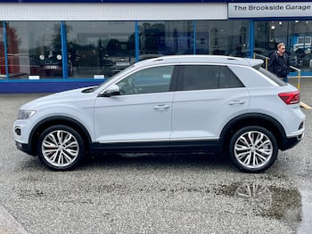 Used Volkswagen T-Roc 2018 for sale - 79582340: Photo
