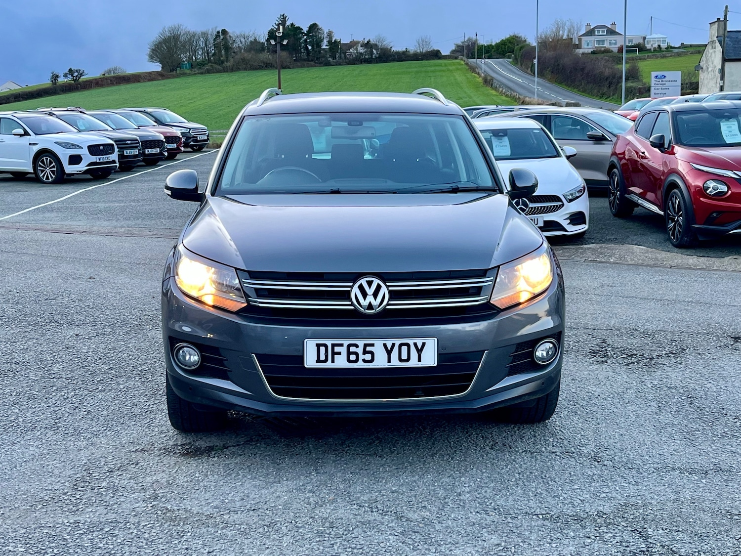 Used Volkswagen Tiguan 2015 for sale - 76641655: Photo 2