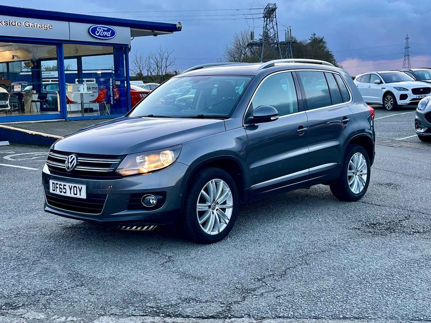 Used Volkswagen Tiguan 2015 for sale - 76641655: Photo 3