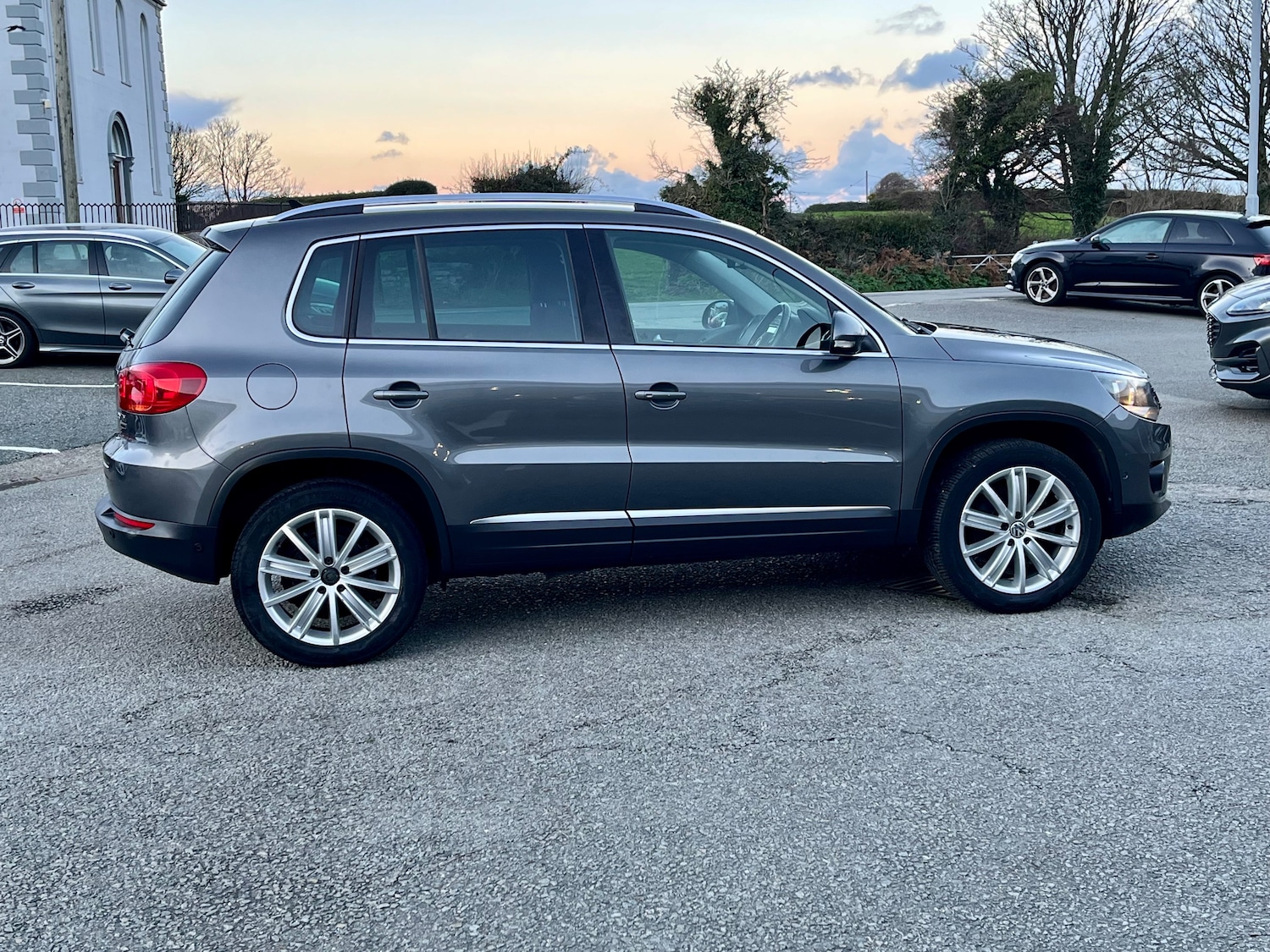 Used Volkswagen Tiguan 2015 for sale - 76641655: Photo 8