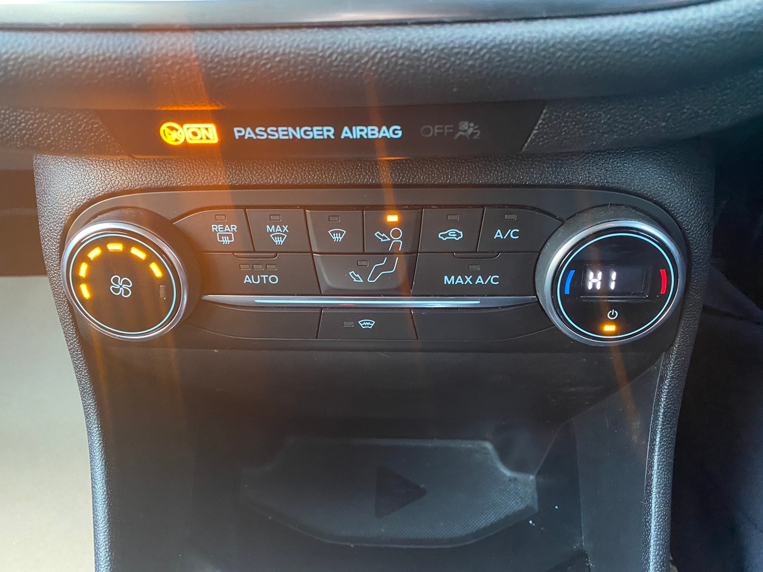 Used Ford Fiesta 2017 for sale - 78197254: Photo 11