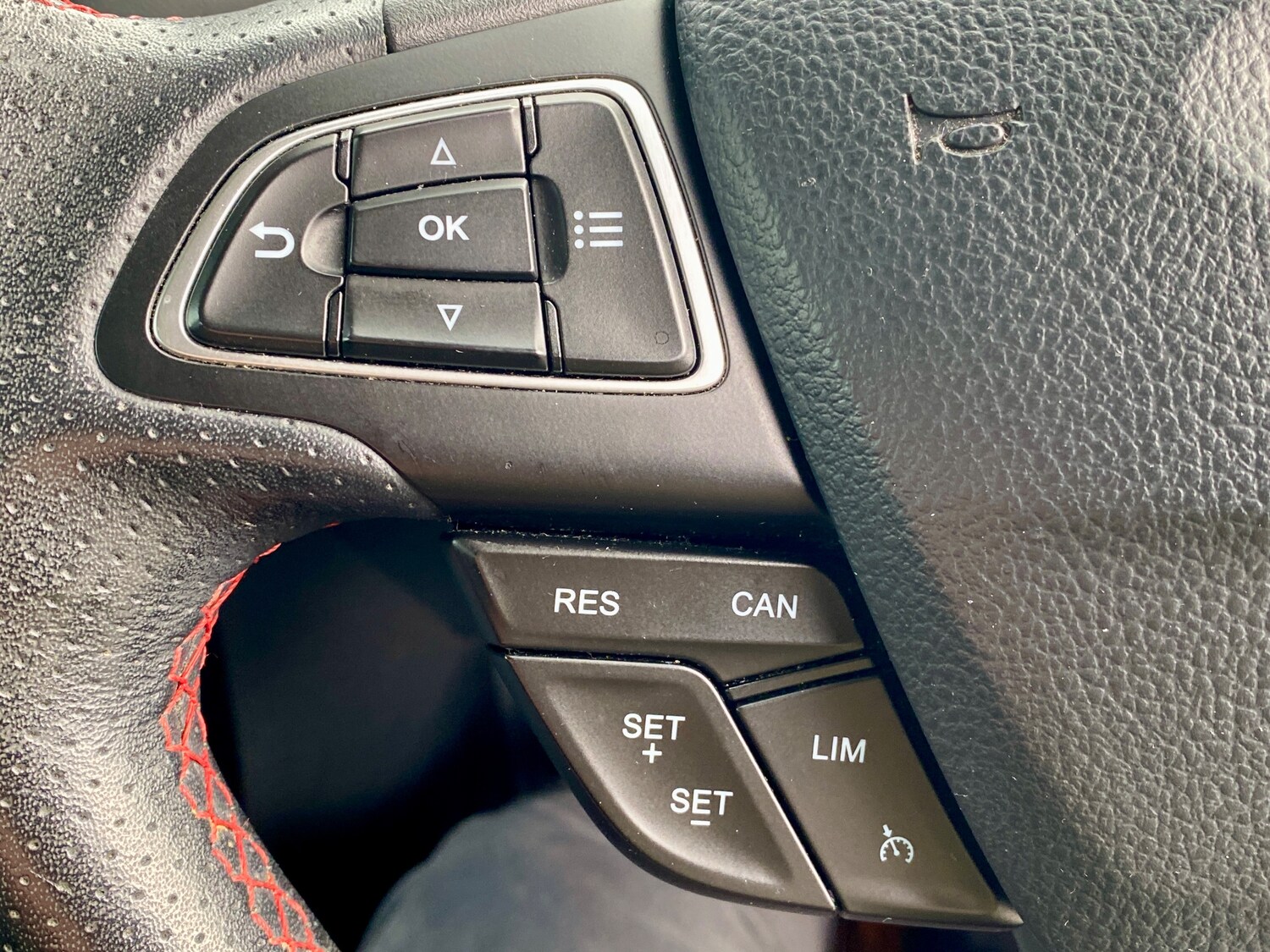 Used Ford Ecosport 2018 for sale - 76376795: Photo 14