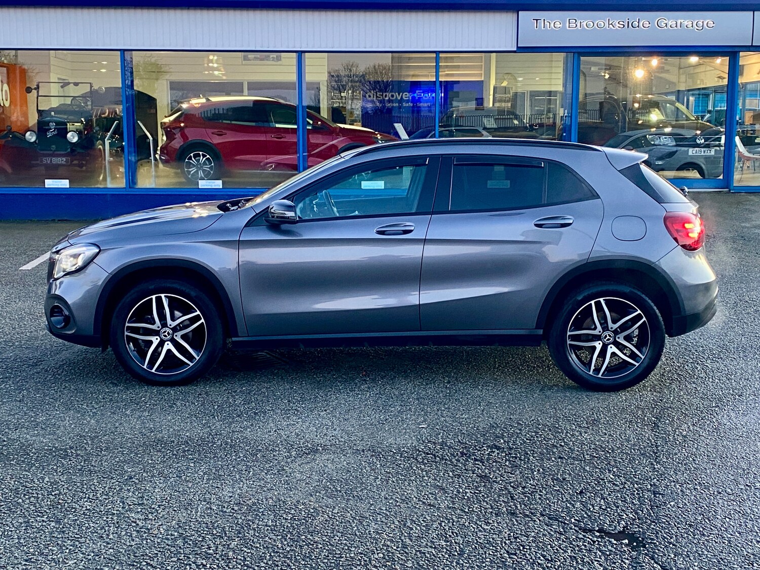 Used Mercedes-Benz GLA 2019 for sale - 77195786: Photo 4