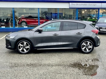 Used Ford Focus 2023 for sale - 77336921: Photo