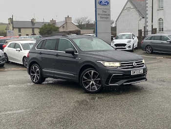 Volkswagen - Tiguan
