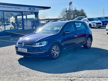 Used Volkswagen Golf 2018 for sale - 77733511: Photo
