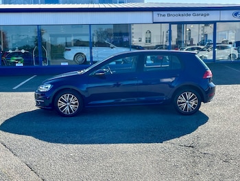 Used Volkswagen Golf 2018 for sale - 77733511: Photo