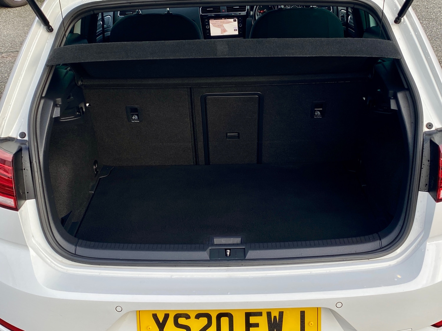 Used Volkswagen Golf 2020 for sale - 76798642: Photo 10