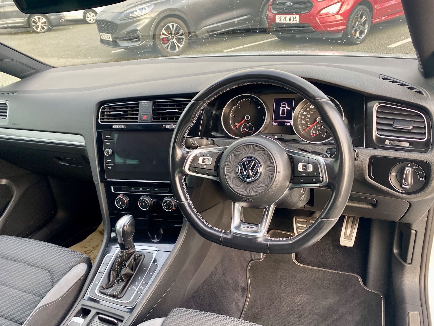 Used Volkswagen Golf 2020 for sale - 76798642: Photo 12