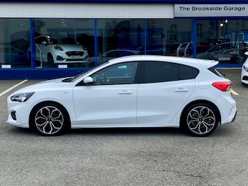 Used Ford Focus 2020 for sale - 76273752: Photo 4
