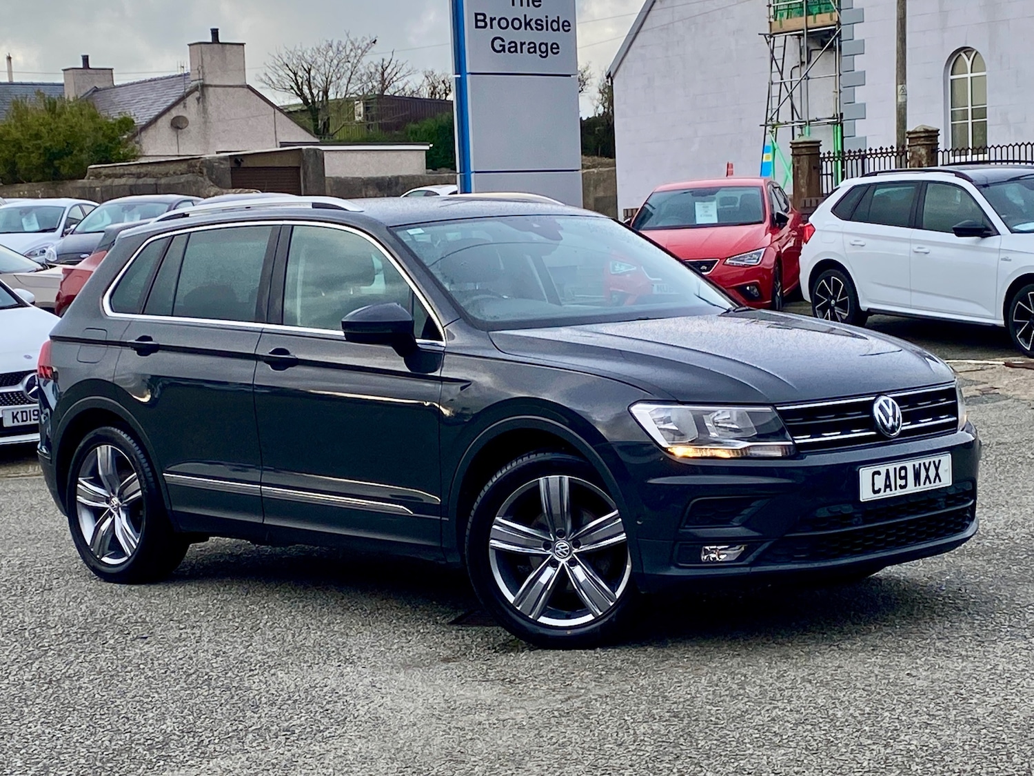 Used Volkswagen Tiguan 2019 for sale - 77152712: Photo 1