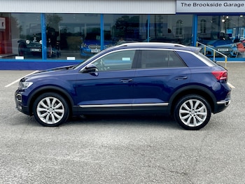 Used Volkswagen T-Roc 2019 for sale - 79359701: Photo