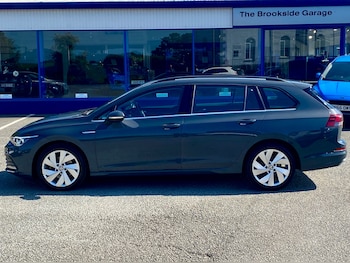 Used Volkswagen Golf 2022 for sale - 78703352: Photo