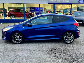 Used Ford Fiesta 2018 for sale - 77045761: Photo