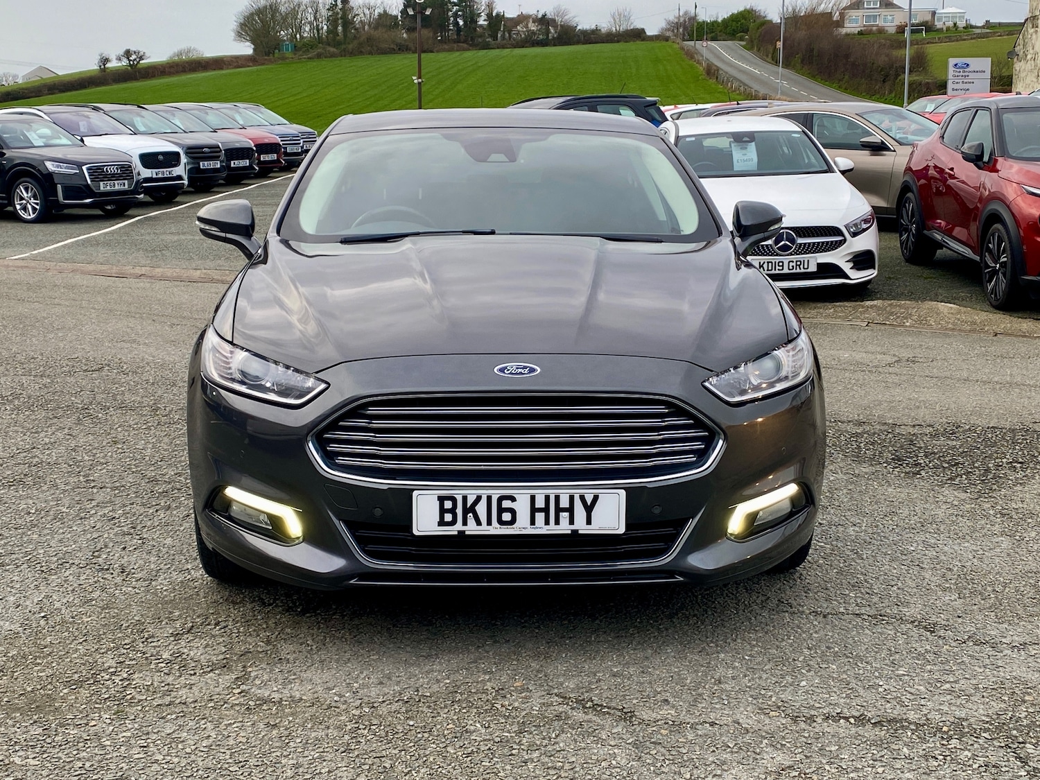 Used Ford Mondeo 2016 for sale - 76896370: Photo 2
