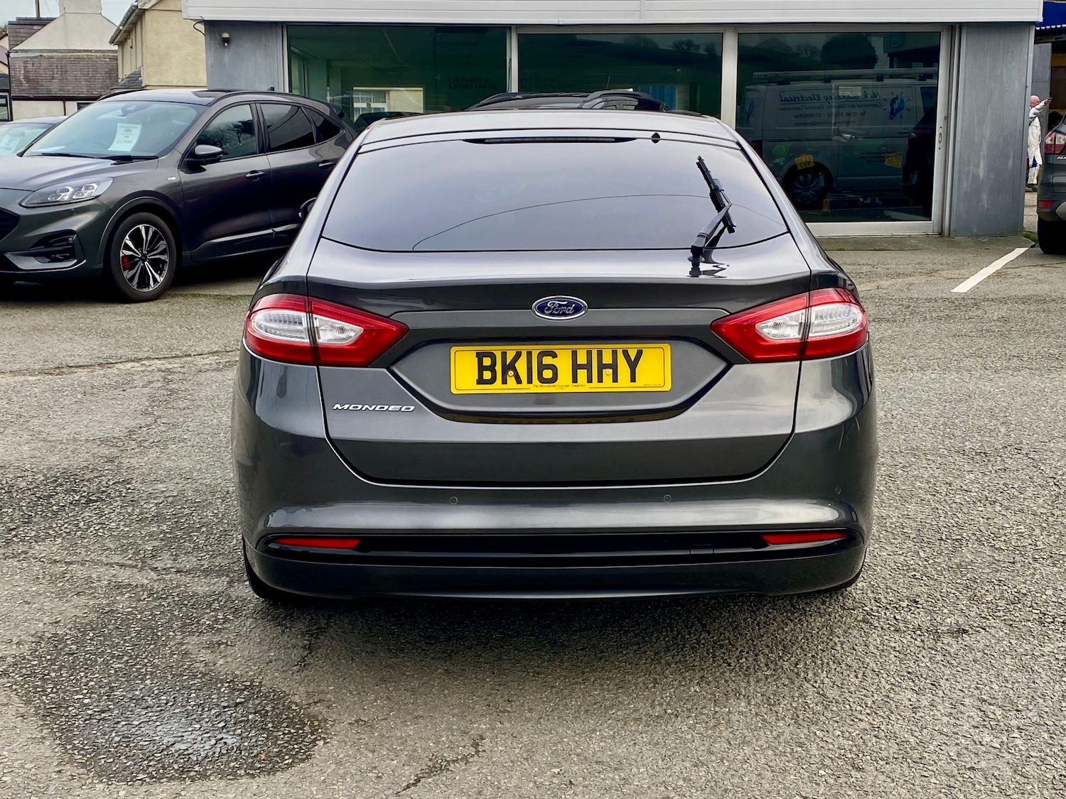 Used Ford Mondeo 2016 for sale - 76896370: Photo 6