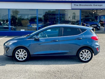 Used Ford Fiesta 2018 for sale - 79494860: Photo