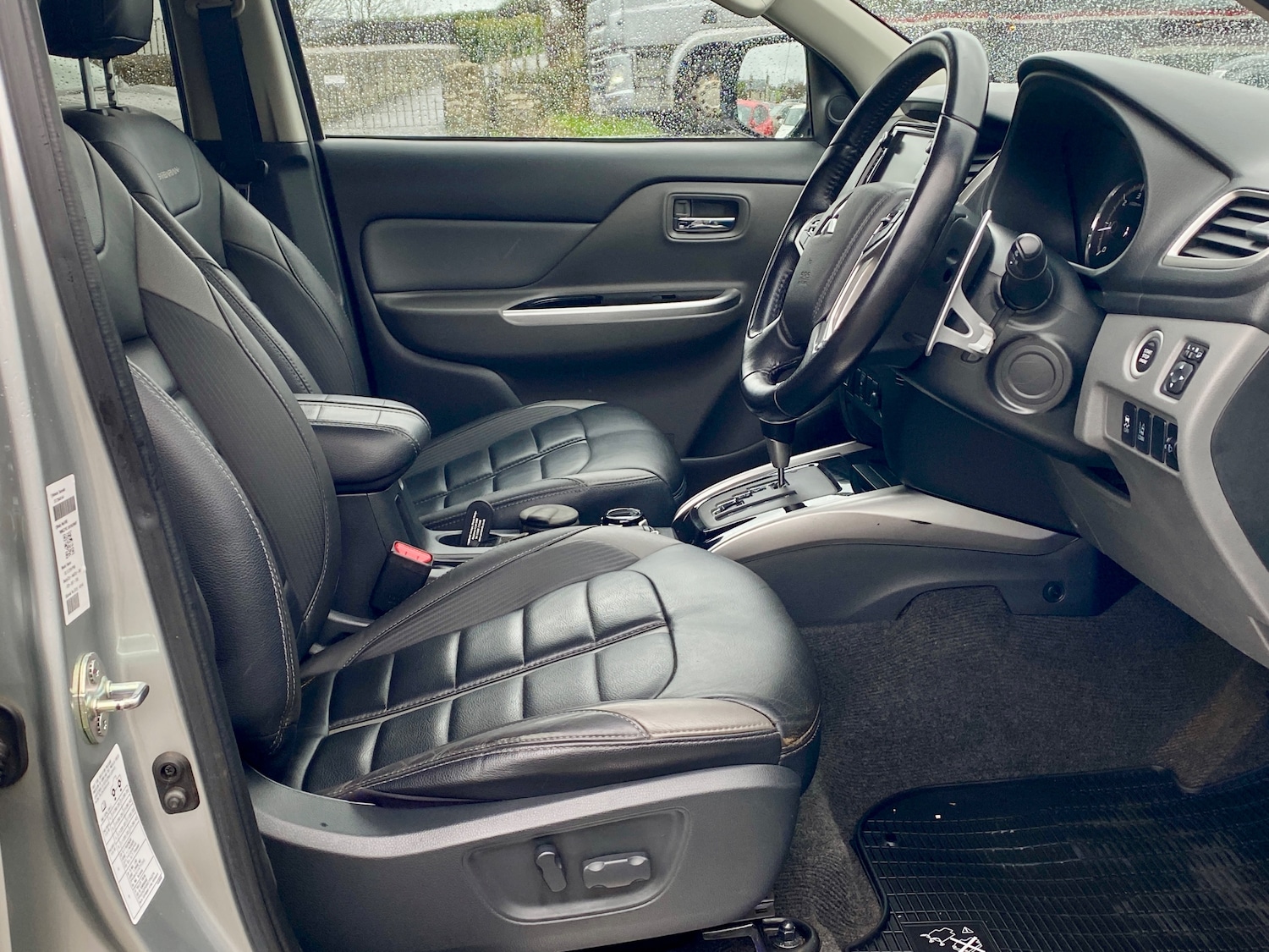 Used Mitsubishi L200 2017 for sale - 76581277: Photo 8