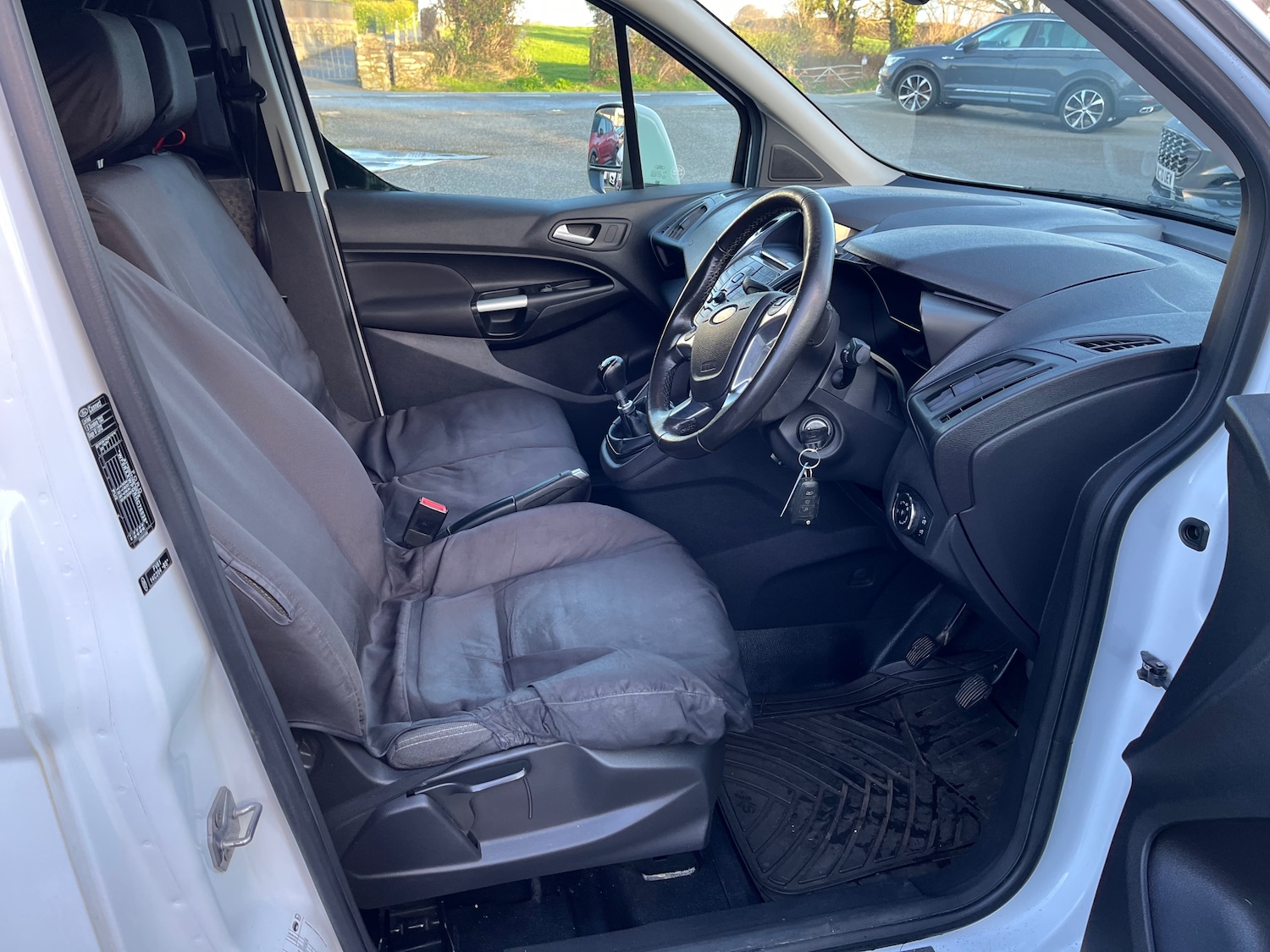 Used Ford Transit Connect 2017 for sale - 76777418: Photo 11