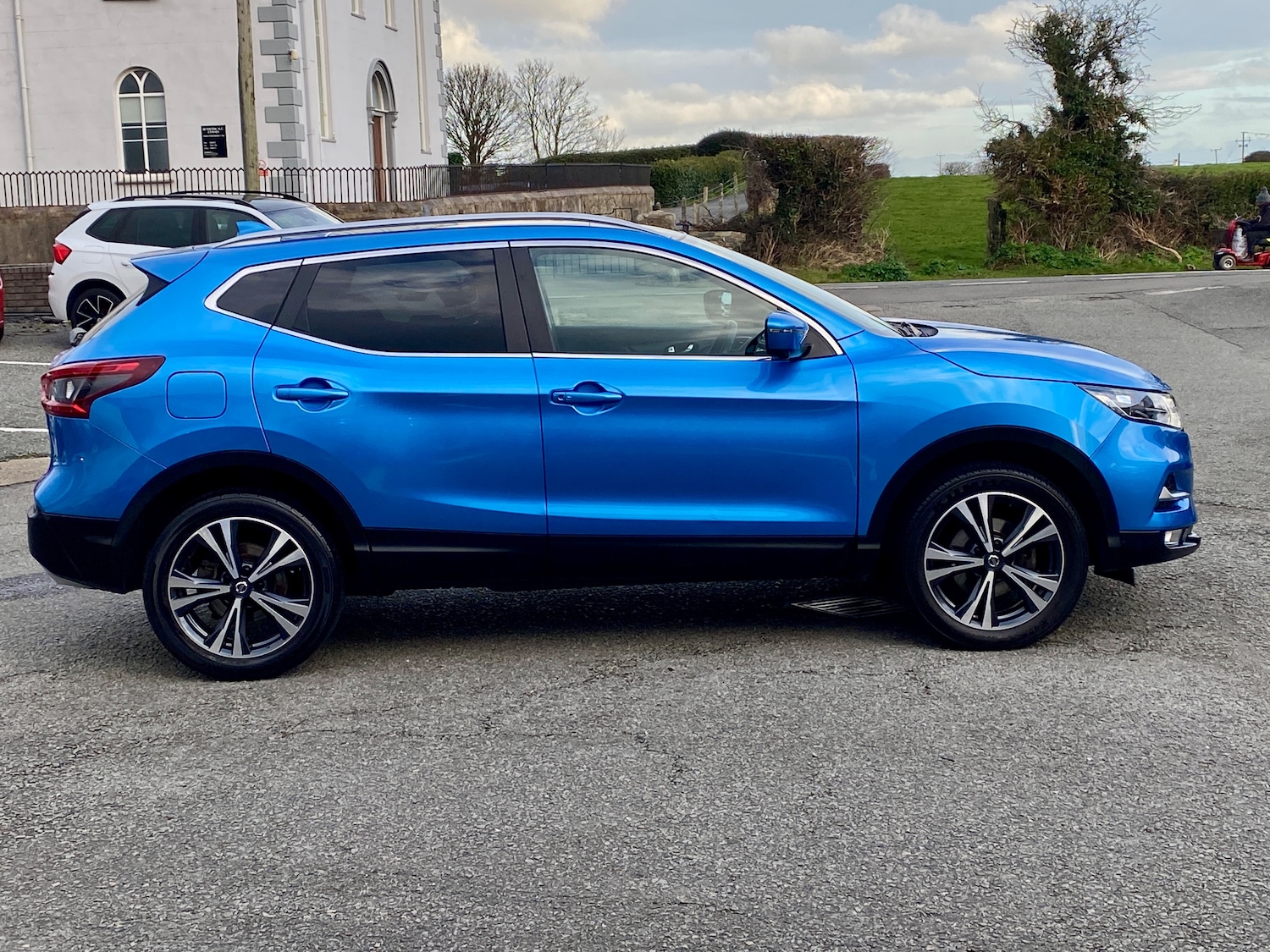 Used Nissan Qashqai 2017 for sale - 77125235: Photo 8