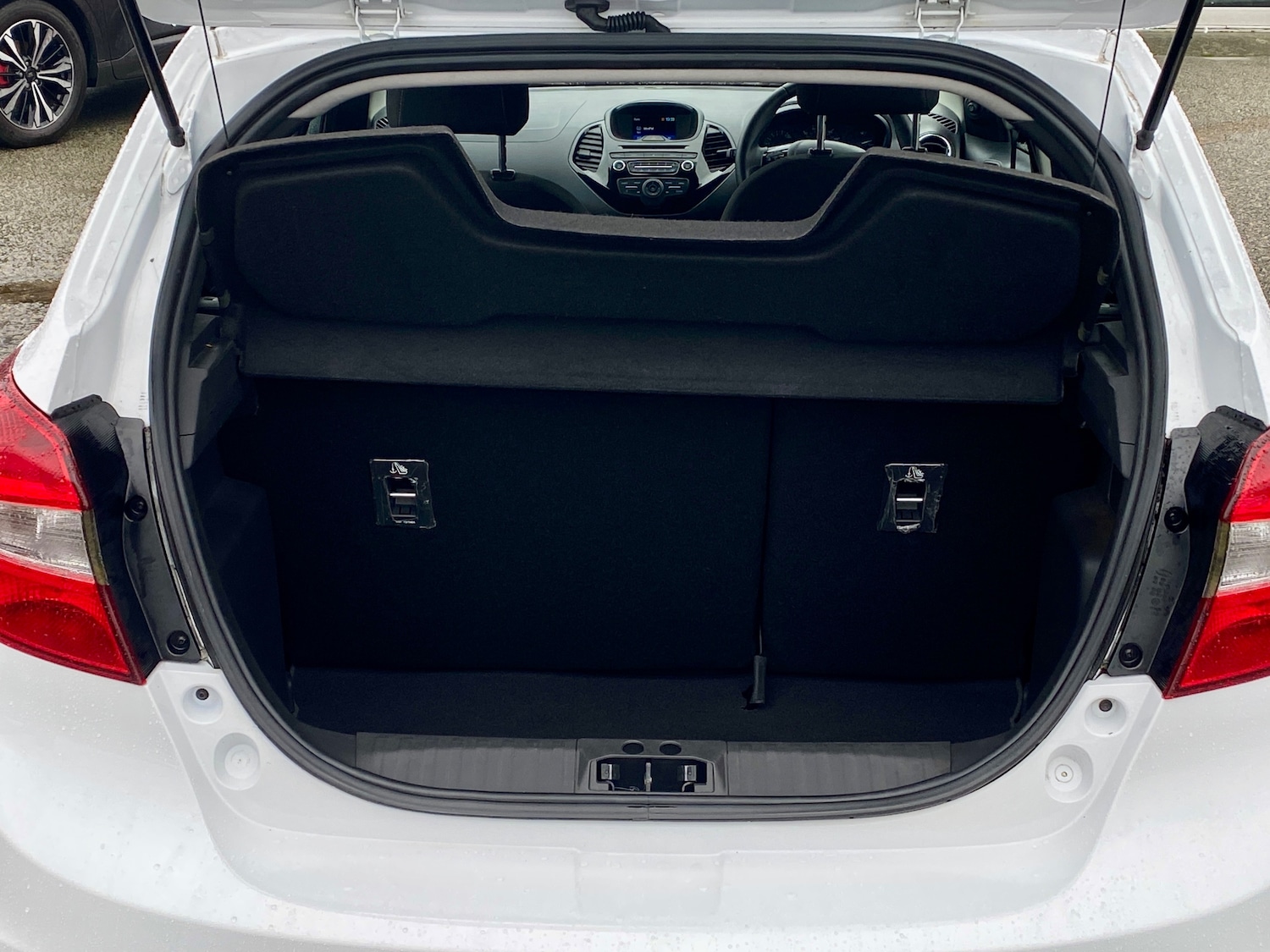 Used Ford Ka+ 2017 for sale - 76542253: Photo 10