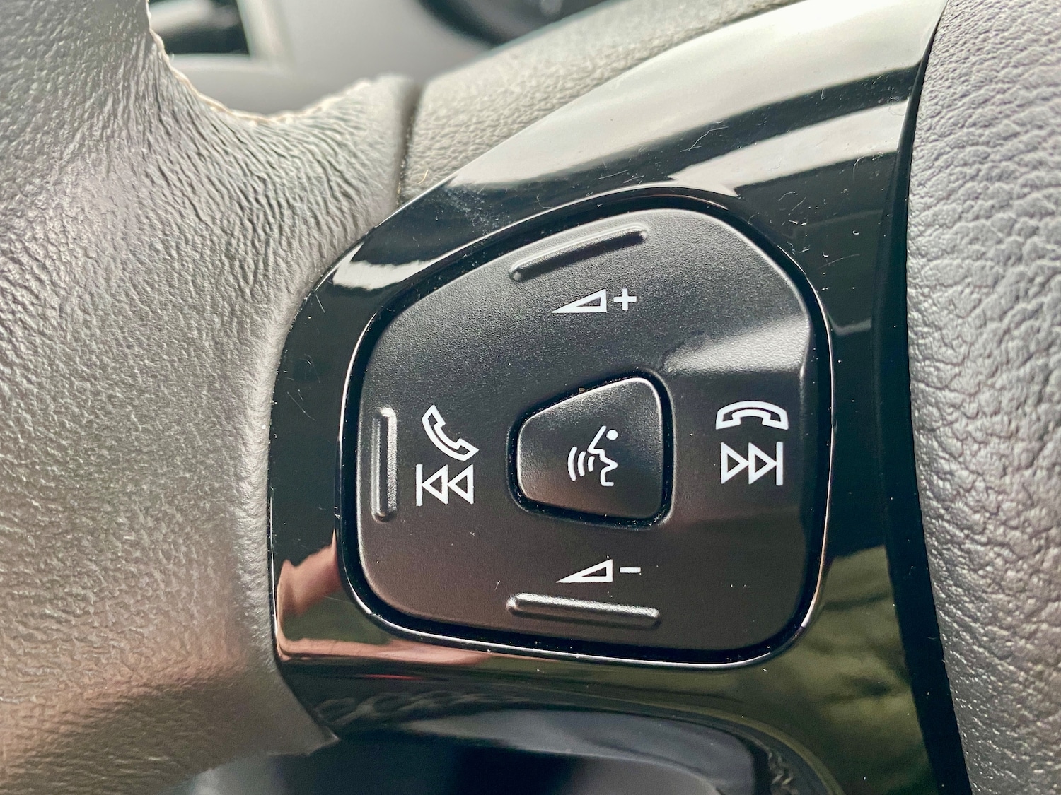 Used Ford Ka+ 2017 for sale - 76542253: Photo 17