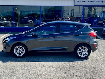 Used Ford Fiesta 2018 for sale - 78402207: Photo