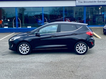 Used Ford Fiesta 2017 for sale - 78311311: Photo